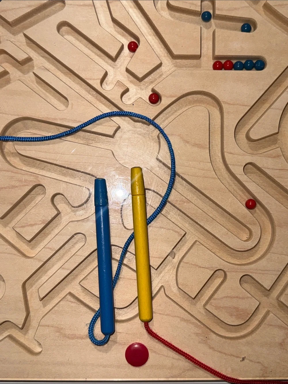 Magnetic Labyrinth Maze Board Toy - Blue & Red
